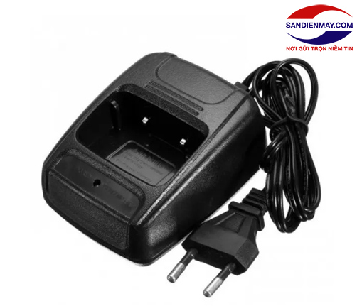 Sạc pin của bộ đàm Baofeng 666-888-777